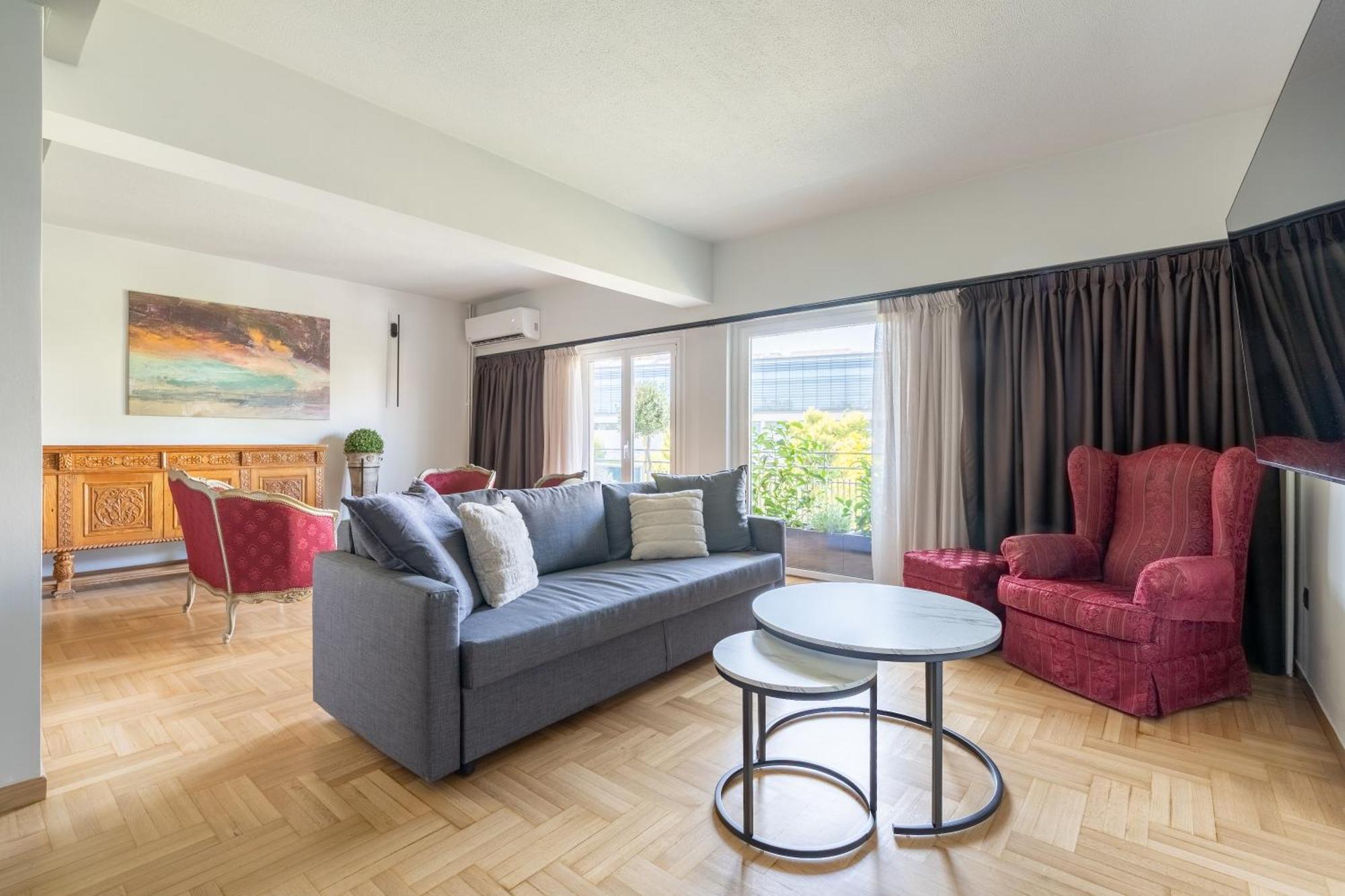 Athena Blue Lux Apartments 2Br 2Ba With City Skyline View, Near Kolonaki เอเธนส์ ภายนอก รูปภาพ